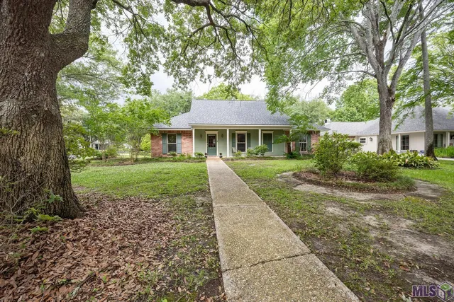 $380,000 | 6346 Belle Grove Drive, Baton Rouge, LA 70820