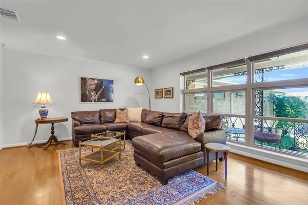 $285,000 | 6127 Bandera Avenue, Unit D, Dallas, TX 75225