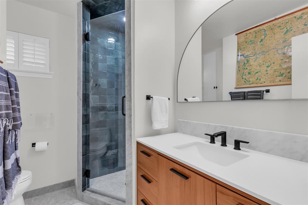 6127 Bandera Avenue, Unit D Dallas, TX 75225 - Photo 14 of 24