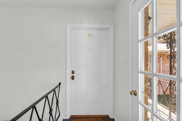 $285,000 | 6127 Bandera Avenue, Unit D, Dallas, TX 75225