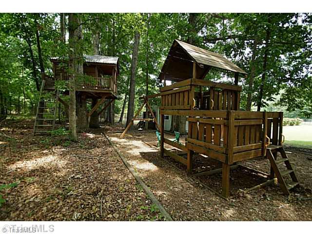 8558 Linville Road Oak Ridge, NC 27310 - Photo 15 of 16 Exterior Front.