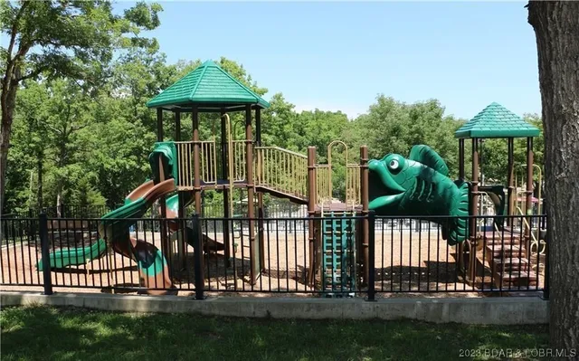 $4,000 | 970 Bobcat Lane, Four Seasons, MO 65049