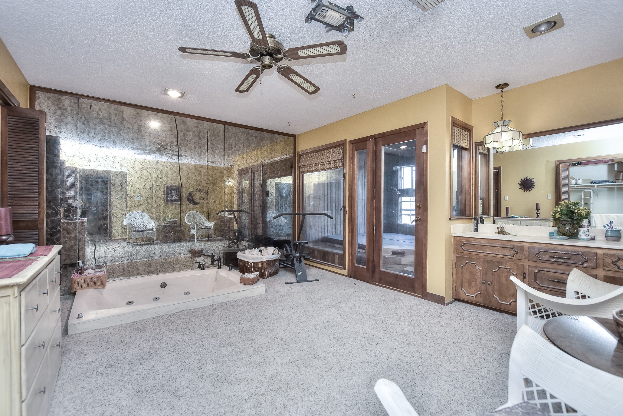 118 Oak Ridge Circle Georgetown, TX 78628 - Photo 23 of 38 a living room with furniture and a large window