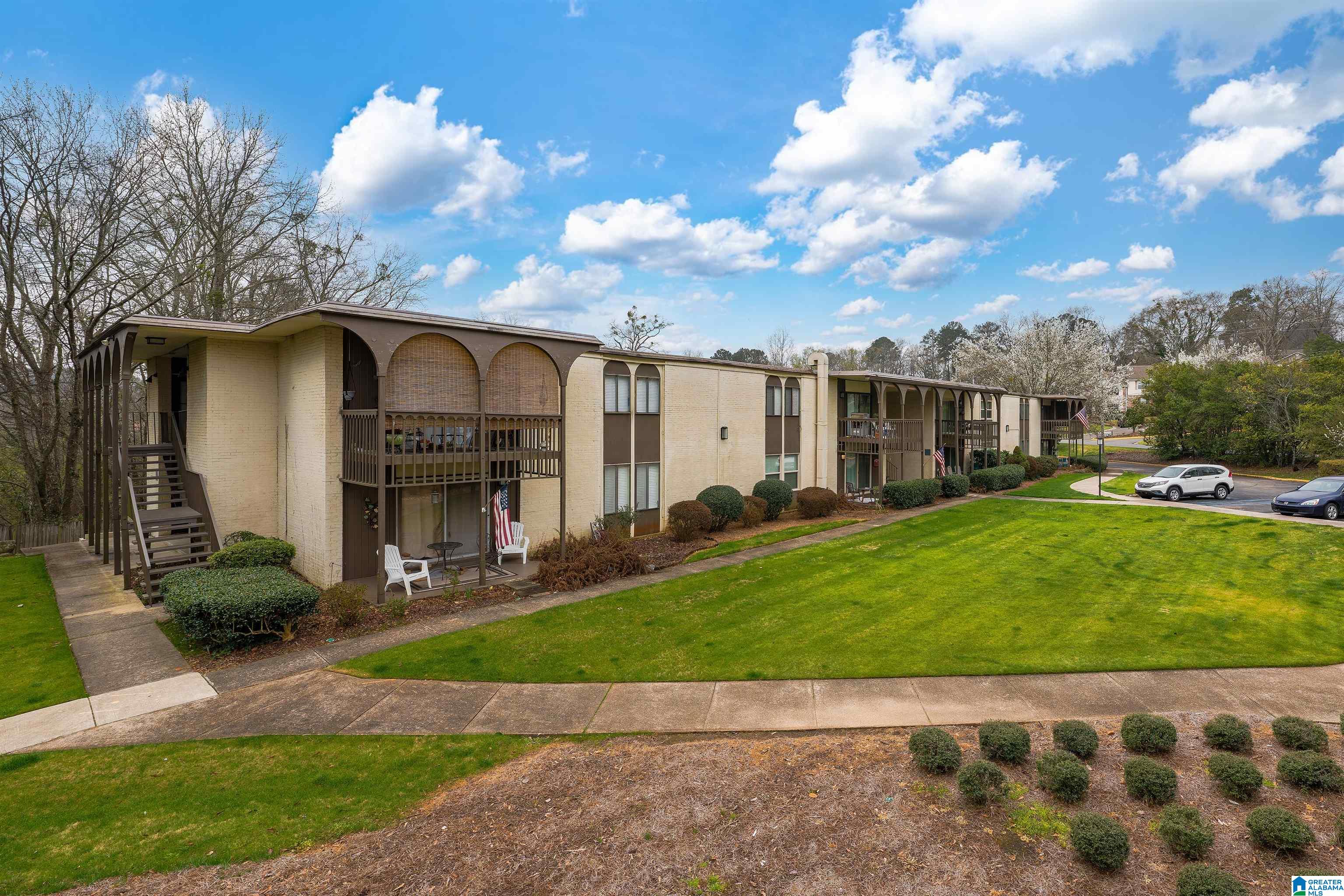 3023 Massey Road, Unit I Vestavia Hills, AL 35216 - Photo 4 of 34