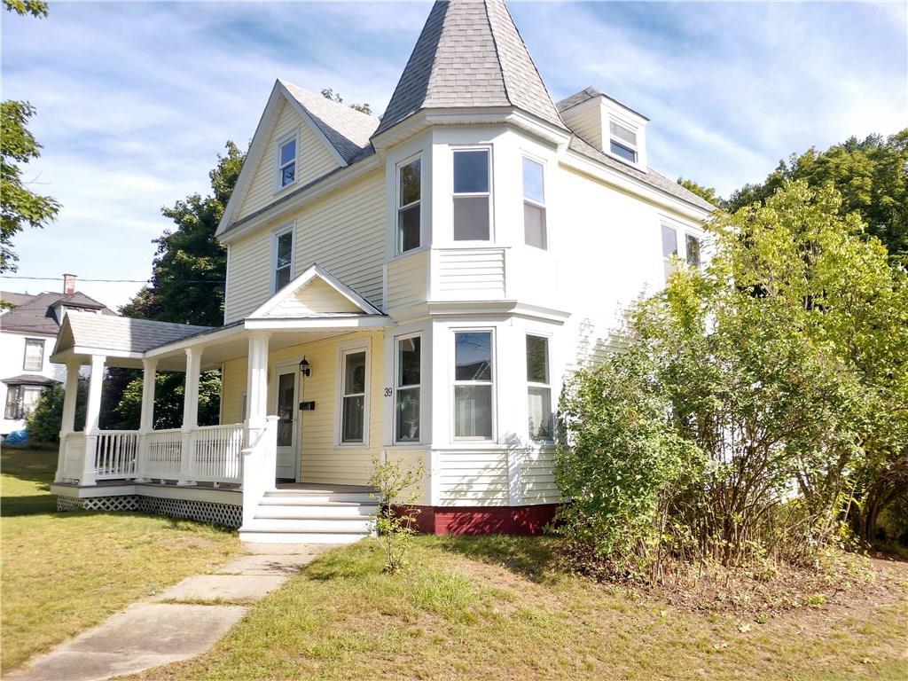 39 Nichol Street Paris, ME 04281 - Photo 2 of 14 Photo