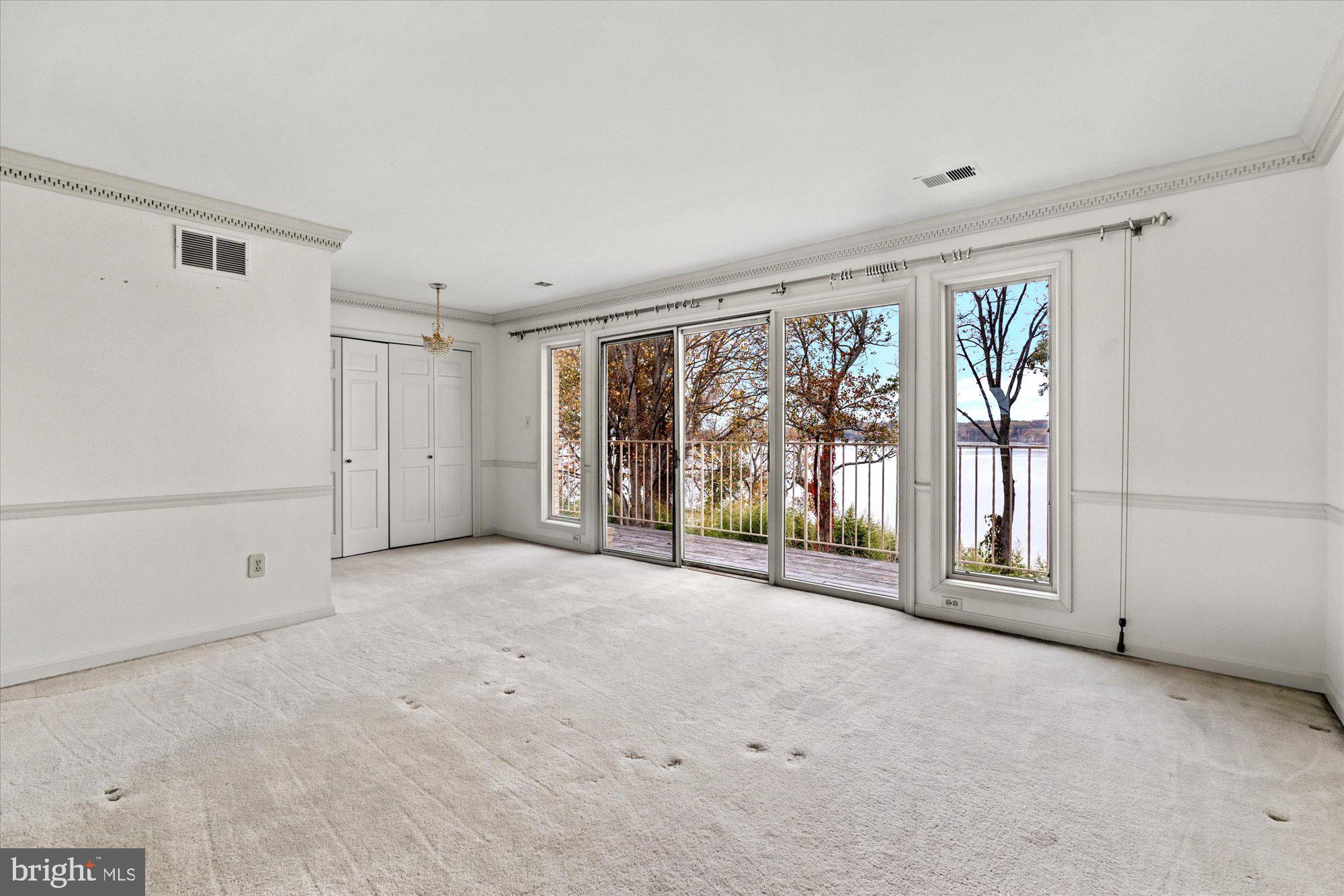3901 Belle Rive Terrace Alexandria, VA 22309 - Photo 19 of 31 a view of an empty room with a window