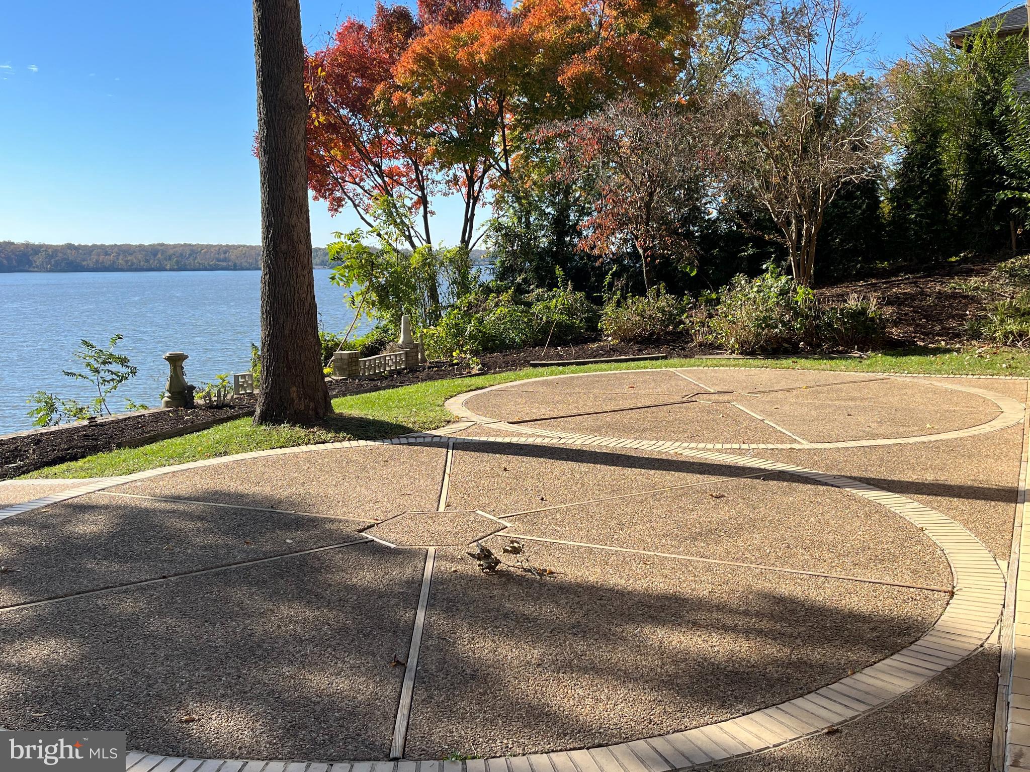 3901 Belle Rive Terrace Alexandria, VA 22309 - Photo 27 of 31 a view of a basket ball ground
