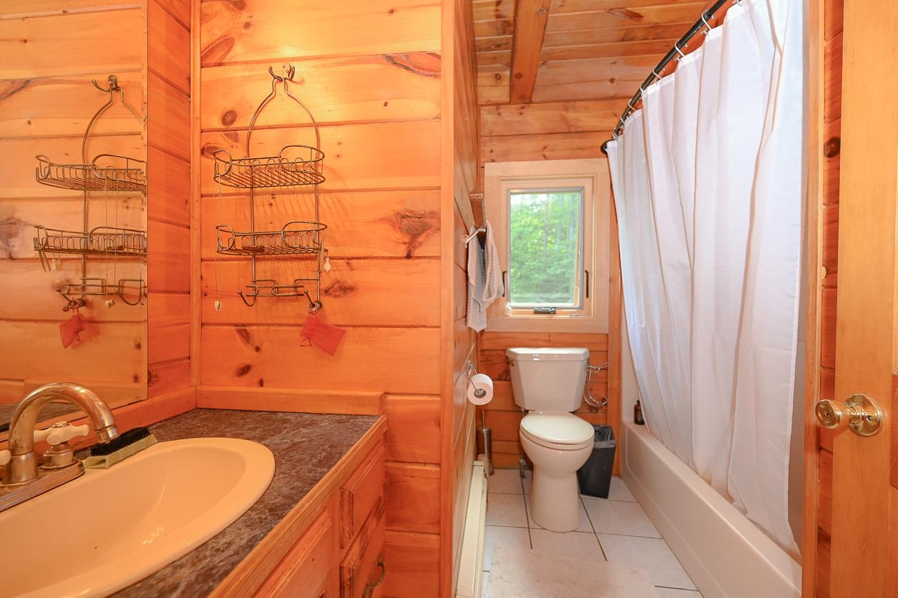 66 Ledge Farm Road Nottingham, NH 03290 - Photo 15 of 27