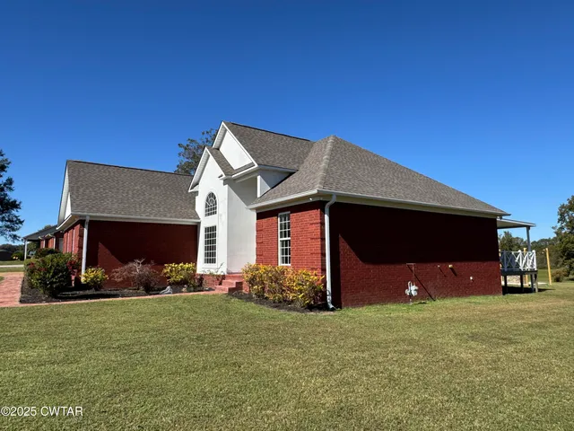 $364,900 | 1890 Montezuma Road, Henderson, TN 38340