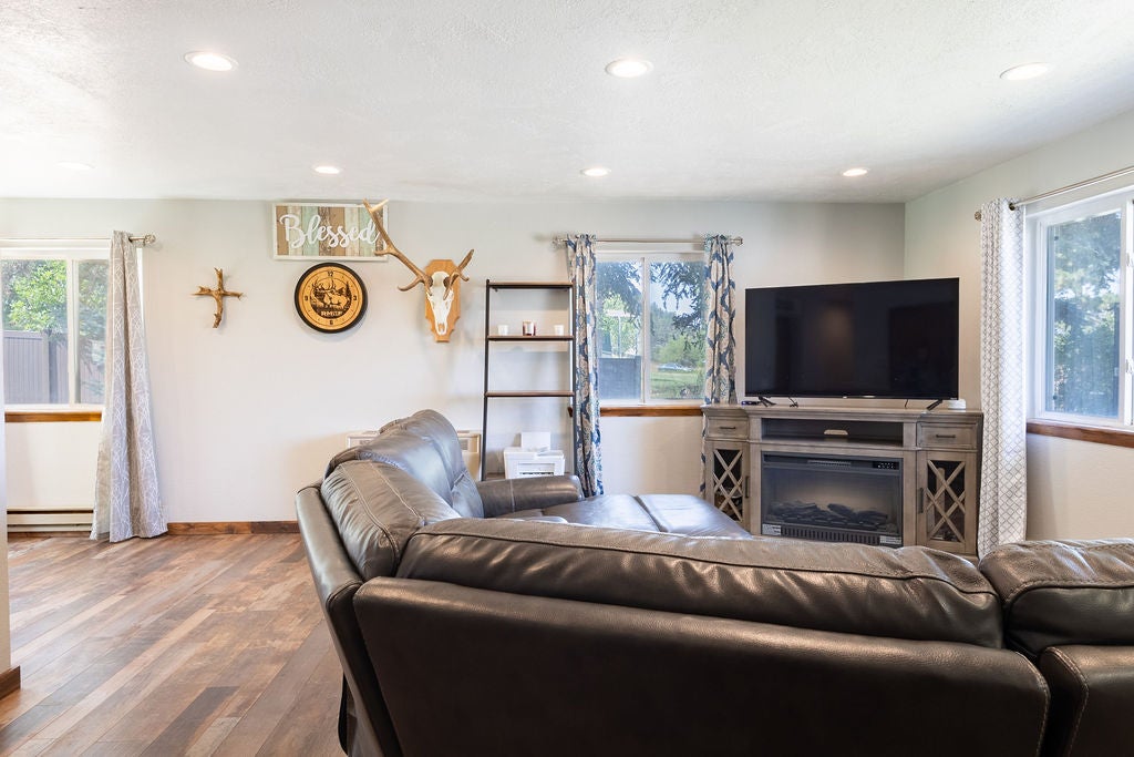 131 Carbonado Road Joliet, MT 59041 - Photo 5 of 50 Gallery Image 5