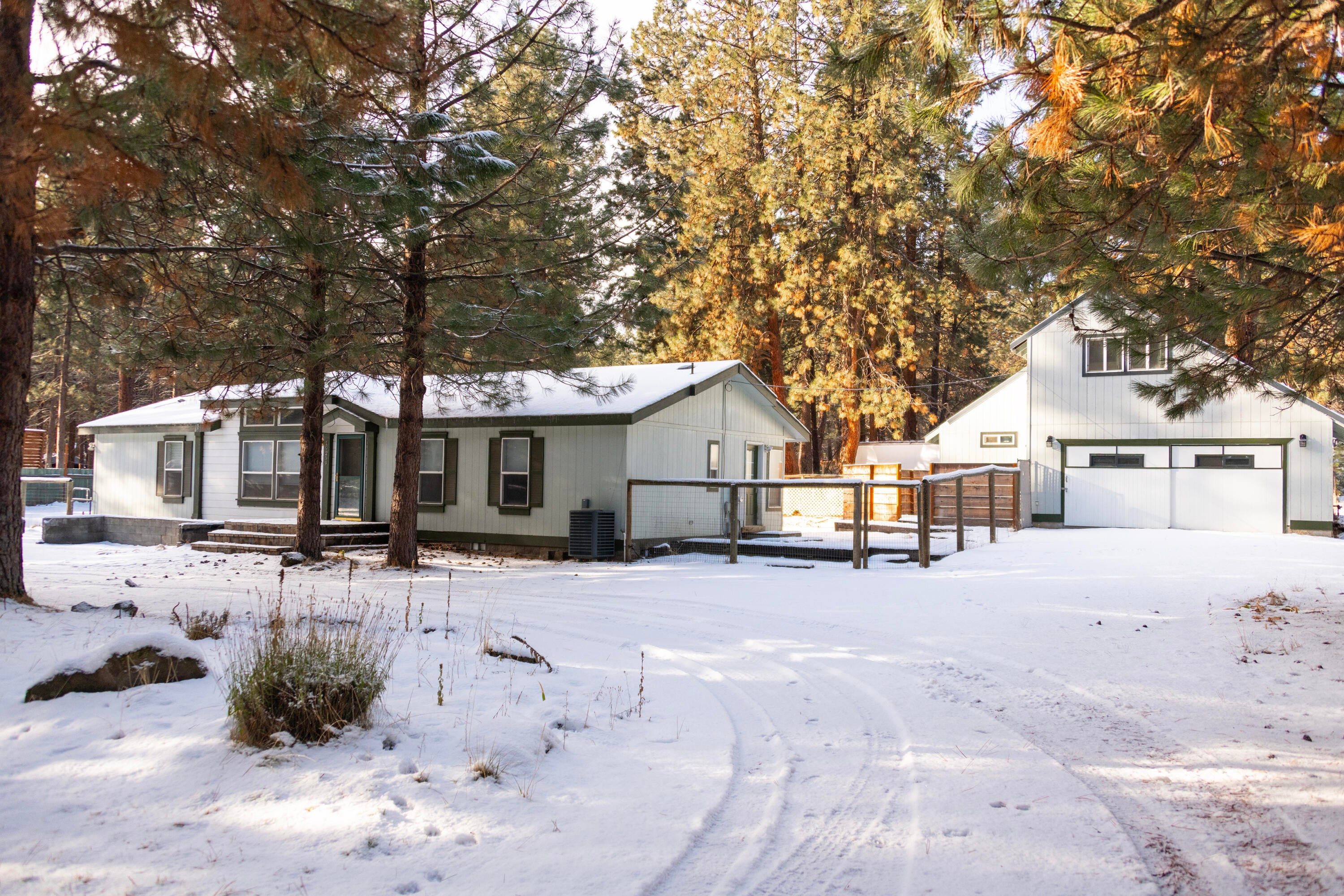 19259 Shoshone Road Bend, OR 97702 - Photo 1 of 64 DSC_6448