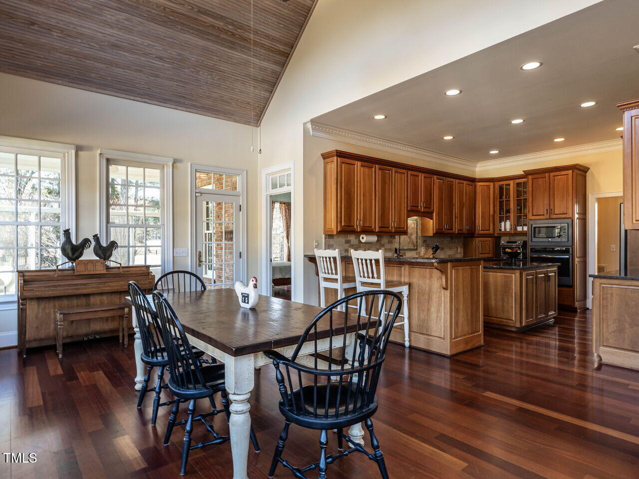 8620 Humie Olive Road Apex, NC 27502 - Photo 14 of 57 014-1280x960-breakfast-kitchen