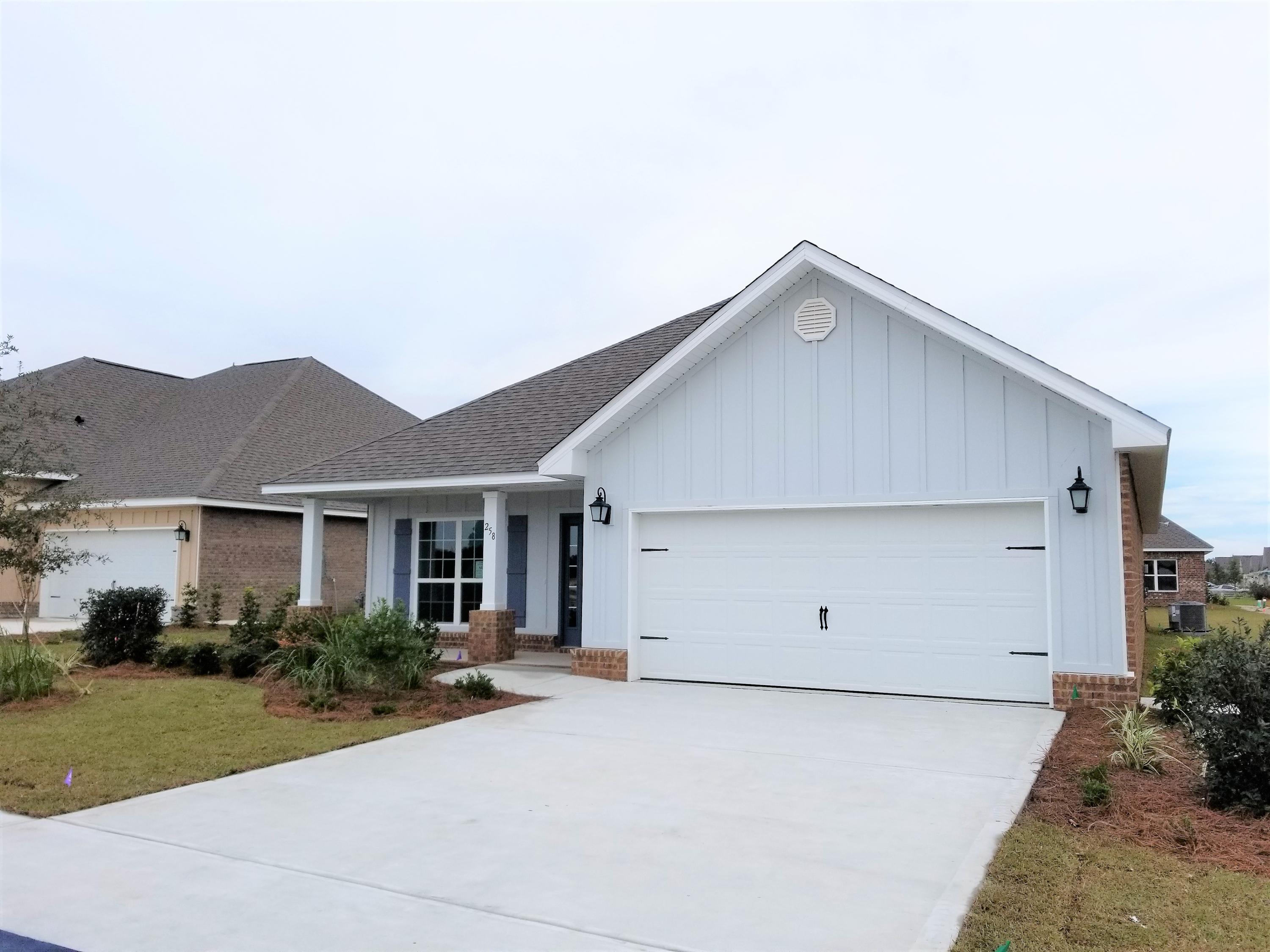 258 Lottie Loop Freeport, FL 32439 - Photo 2 of 49 Gallery Image 2