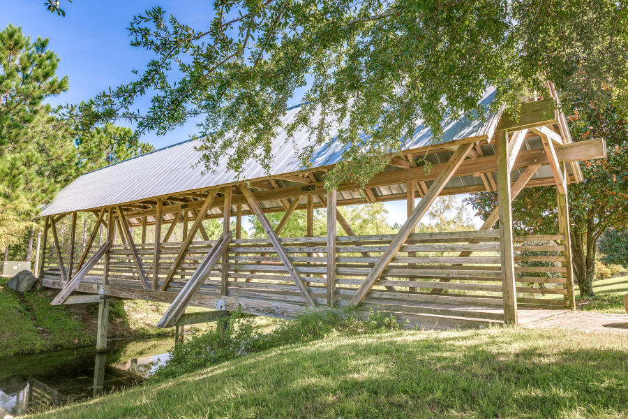 258 Lottie Loop Freeport, FL 32439 - Photo 33 of 49 Gallery Image 33