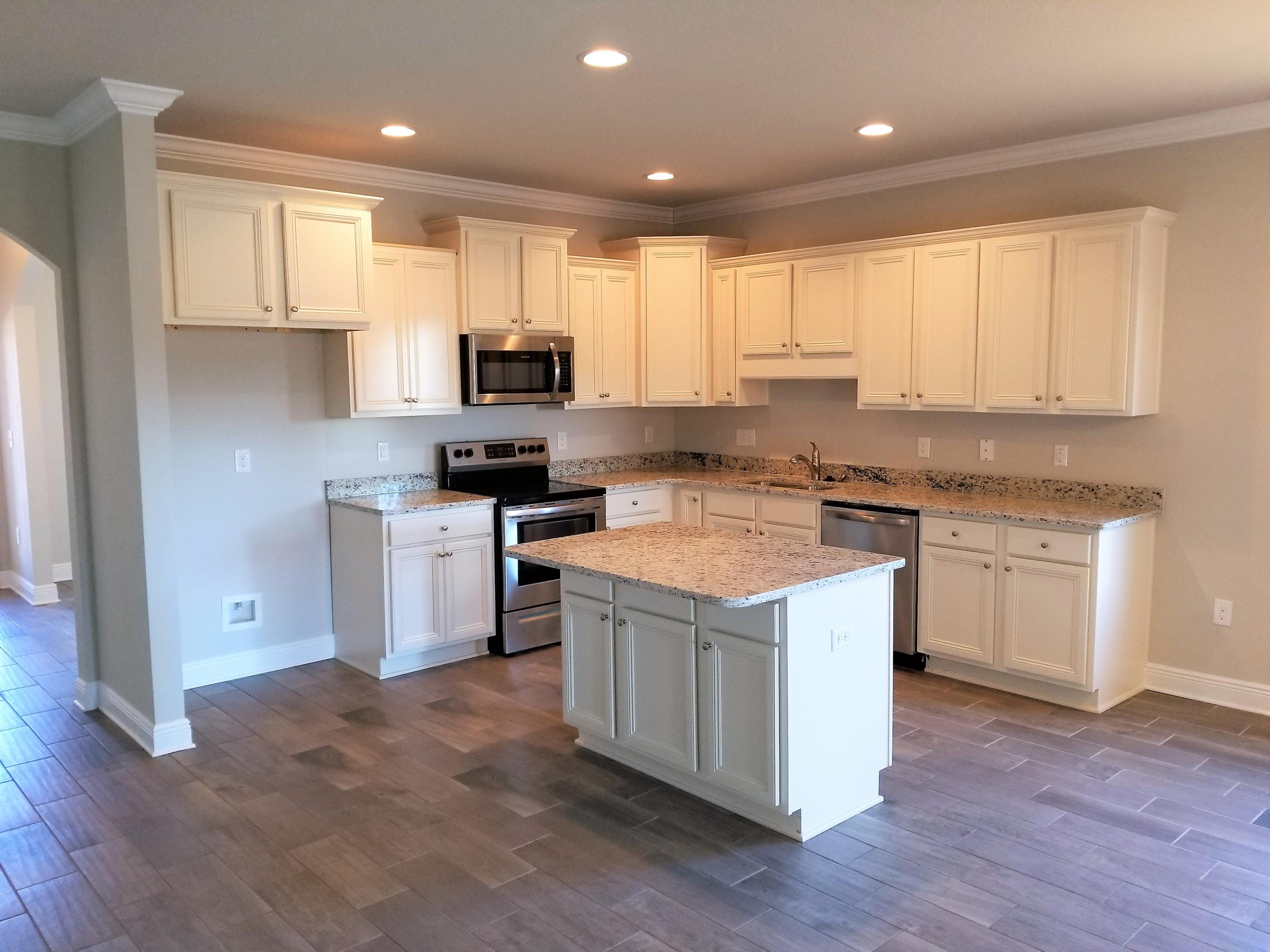 258 Lottie Loop Freeport, FL 32439 - Photo 8 of 49 Gallery Image 8