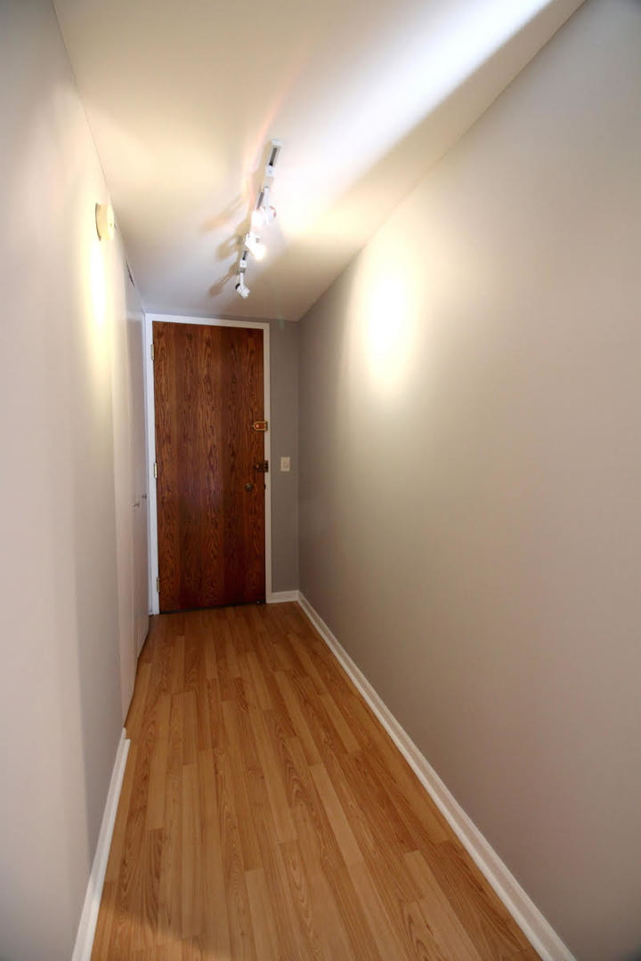 6033 North Sheridan Road, Unit 31G Chicago, IL 60660 - Photo 5 of 23
