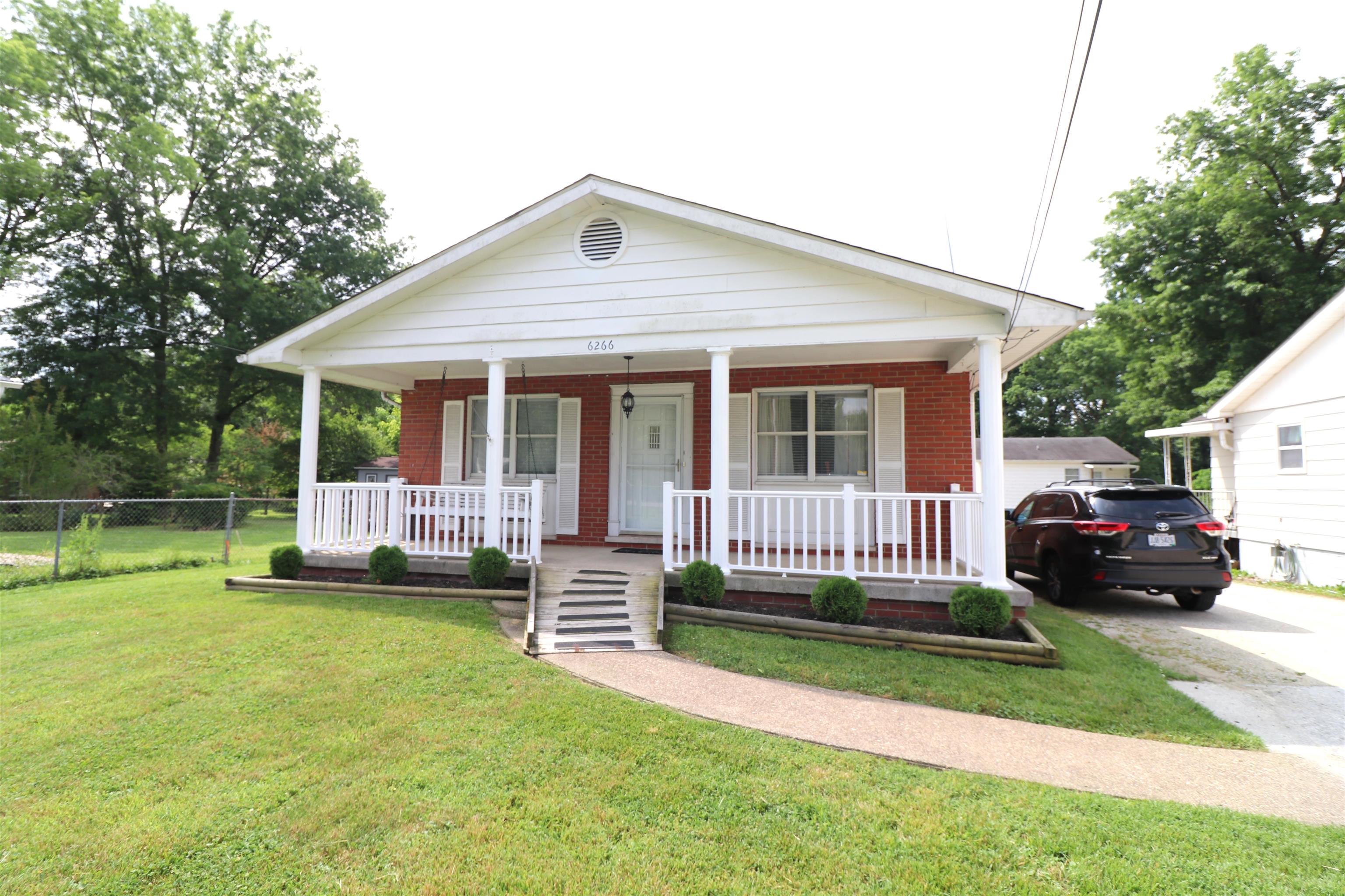 6266 Aracoma Road Huntington, WV 25705 - Photo 1 of 14 Gallery Image 1