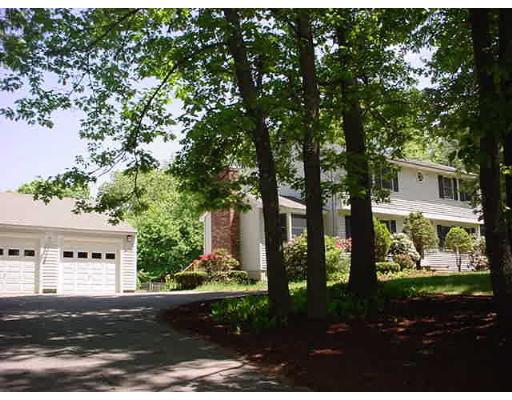 16 Tadmuck Road Westford, MA 01886 - Photo 1 of 17 Gallery Image 1