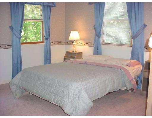 16 Tadmuck Road Westford, MA 01886 - Photo 12 of 17 Gallery Image 12