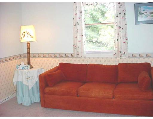 16 Tadmuck Road Westford, MA 01886 - Photo 13 of 17 Gallery Image 13