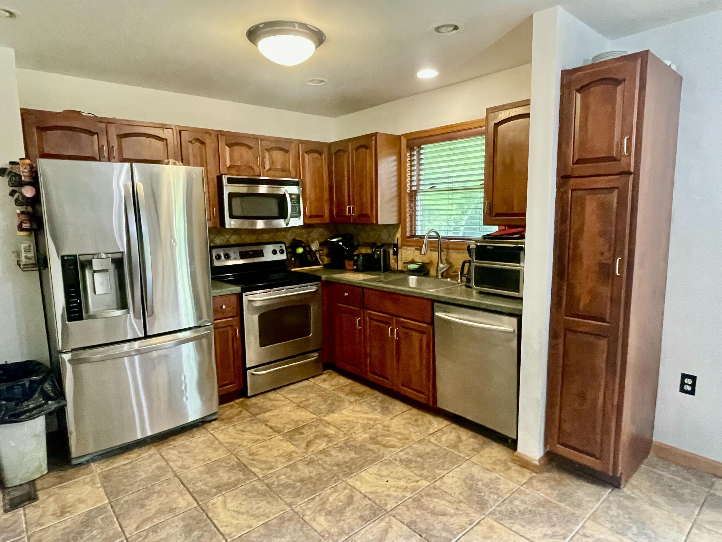 350 Brier Crest Road Blakeslee, PA 18610 - Photo 5 of 21 kitchen