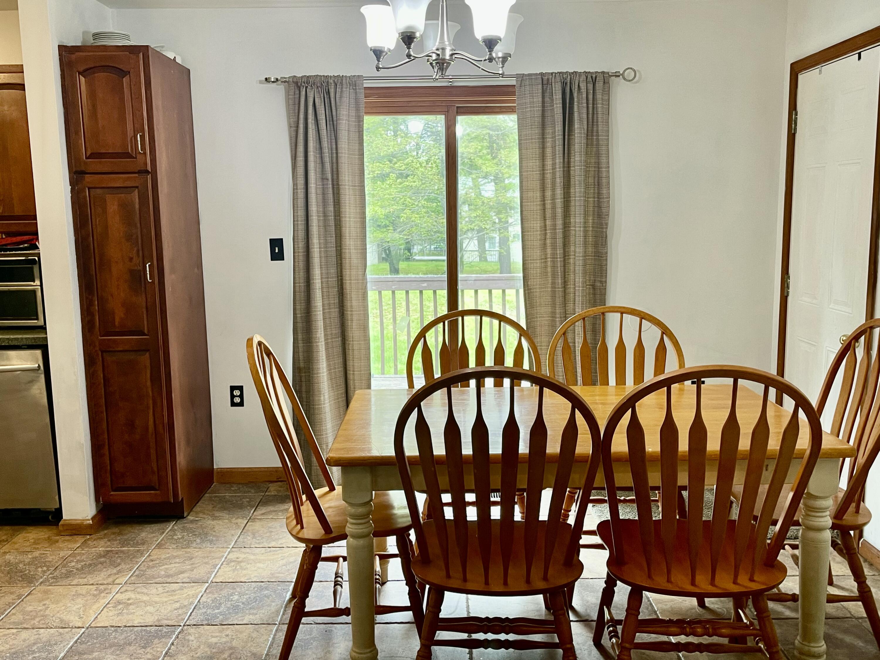 350 Brier Crest Road Blakeslee, PA 18610 - Photo 7 of 21 dining