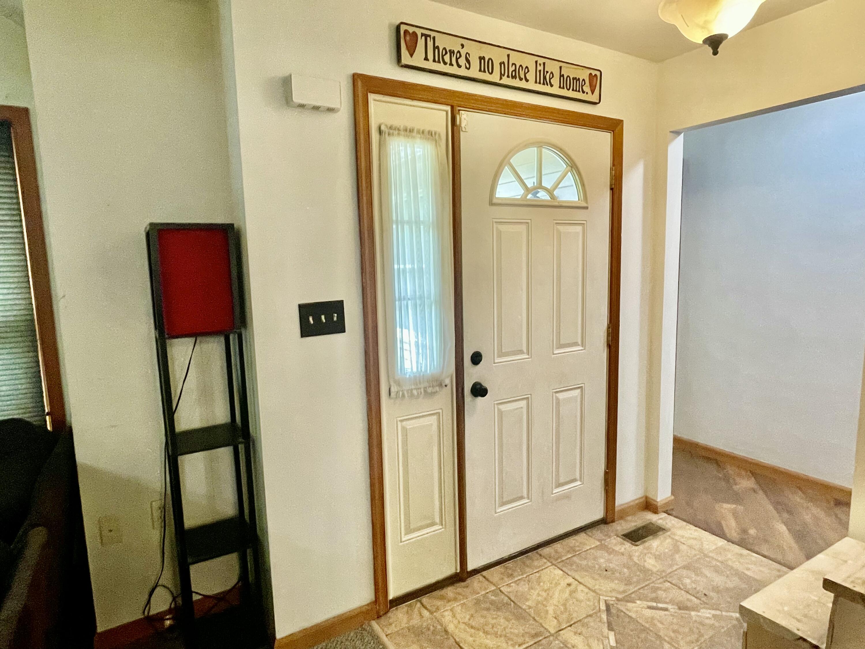 350 Brier Crest Road Blakeslee, PA 18610 - Photo 9 of 21 front entry