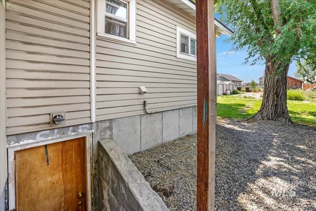 $280,000 | 121 7th Avenue South, Unit A & B, Buhl, ID 83316