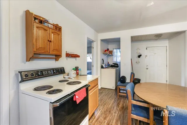 $280,000 | 121 7th Avenue South, Unit A & B, Buhl, ID 83316