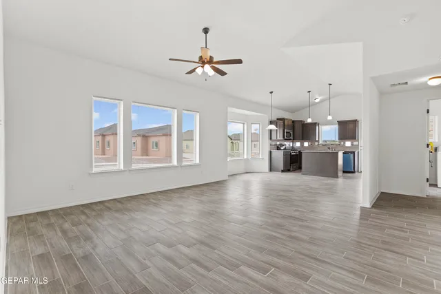 $289,950 | 14372 Nick Drahos Lane, Horizon City, TX 79928