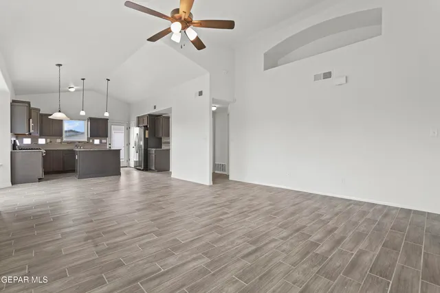 $289,950 | 14372 Nick Drahos Lane, Horizon City, TX 79928