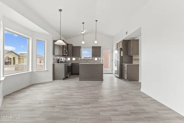 $289,950 | 14372 Nick Drahos Lane, Horizon City, TX 79928