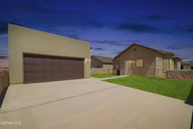 $289,950 | 14372 Nick Drahos Lane, Horizon City, TX 79928