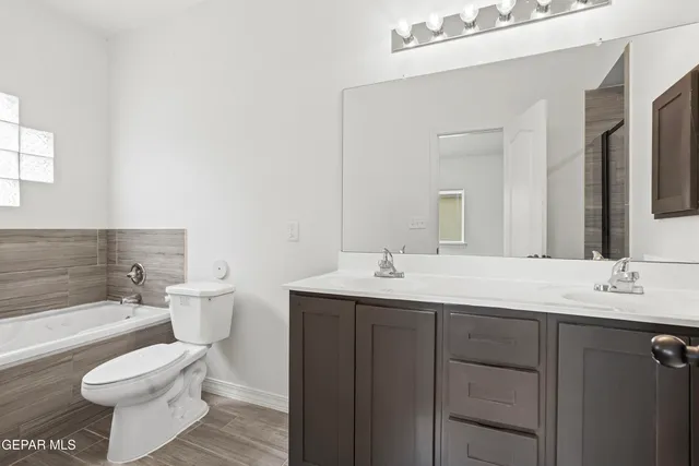 $289,950 | 14372 Nick Drahos Lane, Horizon City, TX 79928