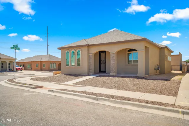 $289,950 | 14372 Nick Drahos Lane, Horizon City, TX 79928