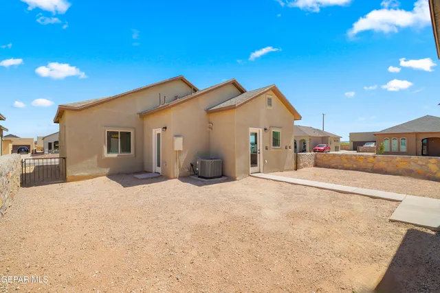 $289,950 | 14372 Nick Drahos Lane, Horizon City, TX 79928