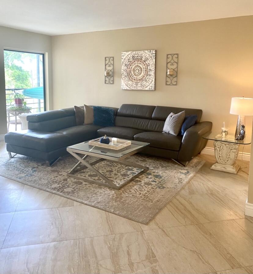 5750 Camino Del Sol, Unit 305 Boca Raton, FL 33433 - Photo 4 of 9 IMG-3794