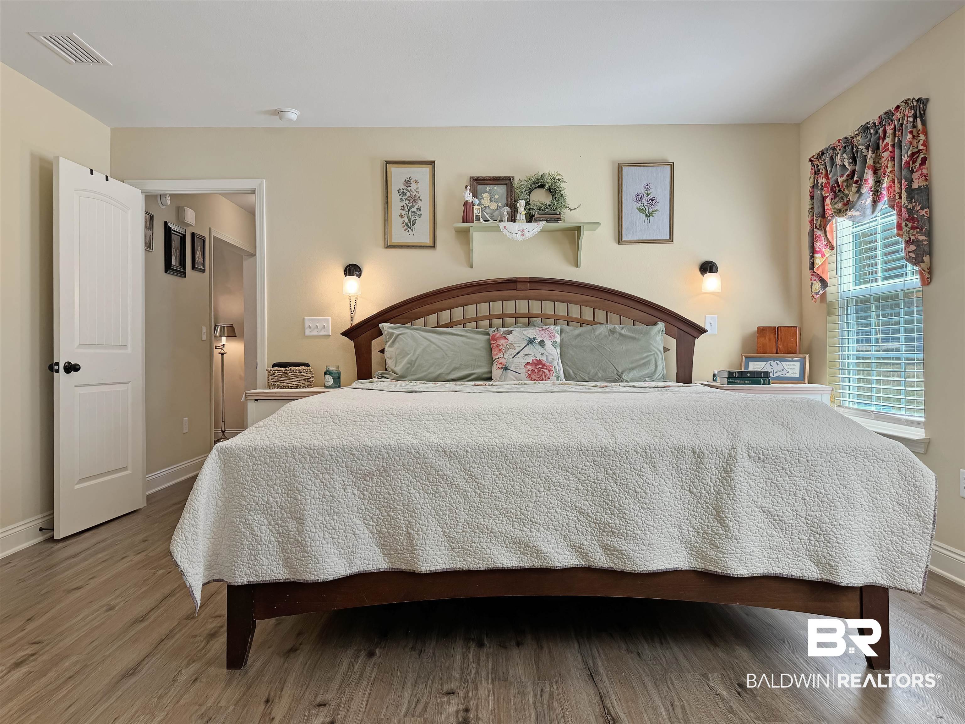 30687 Brady Road Robertsdale, AL 36567 - Photo 19 of 53 Primary Bedroom