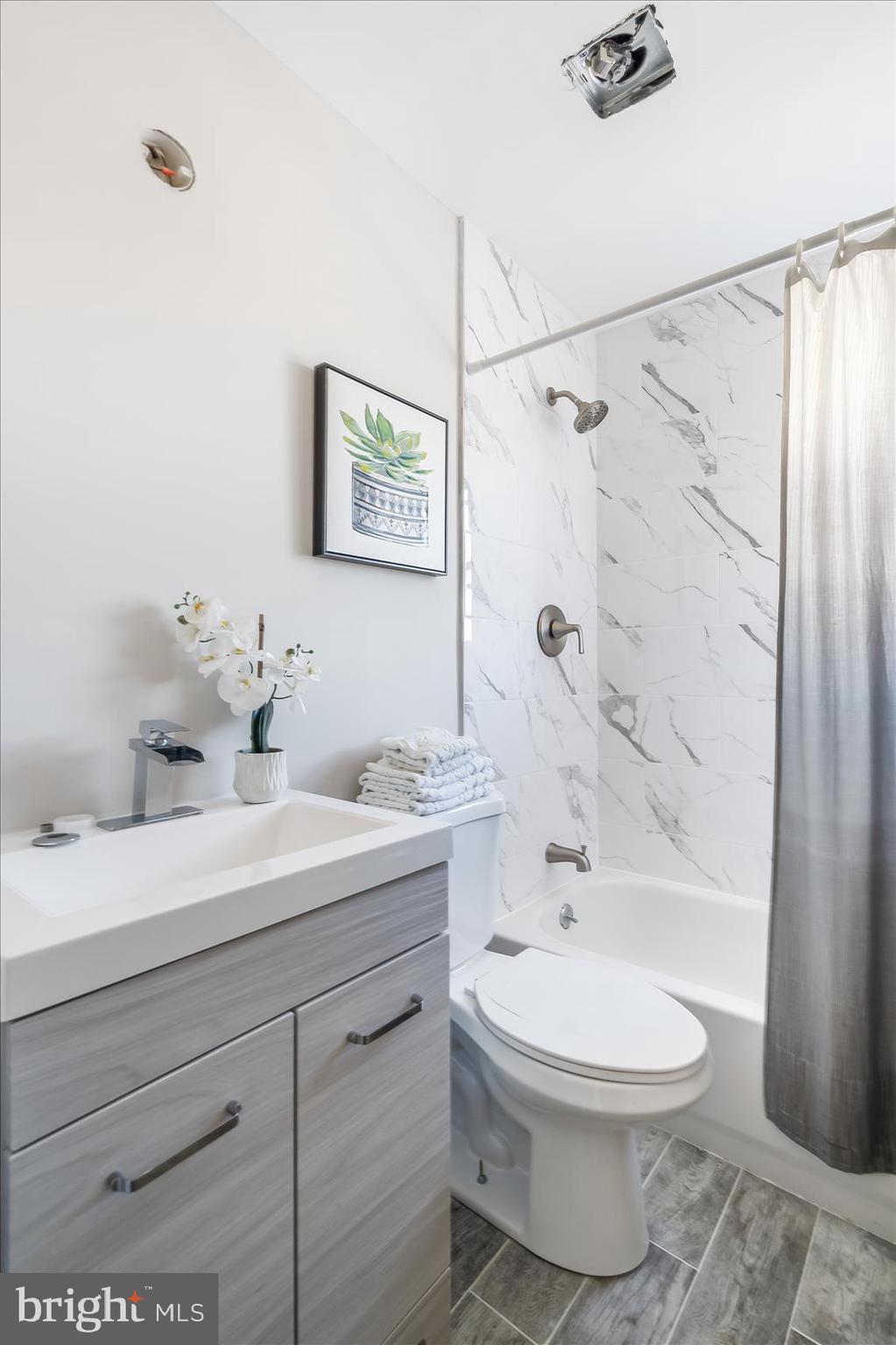 2658 Harford Road Baltimore, MD 21218 - Photo 12 of 20