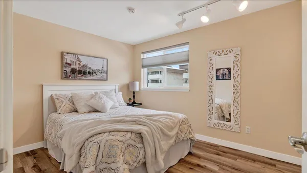 $325,000 | 815 East Beacon Avenue, Spokane, WA 99208