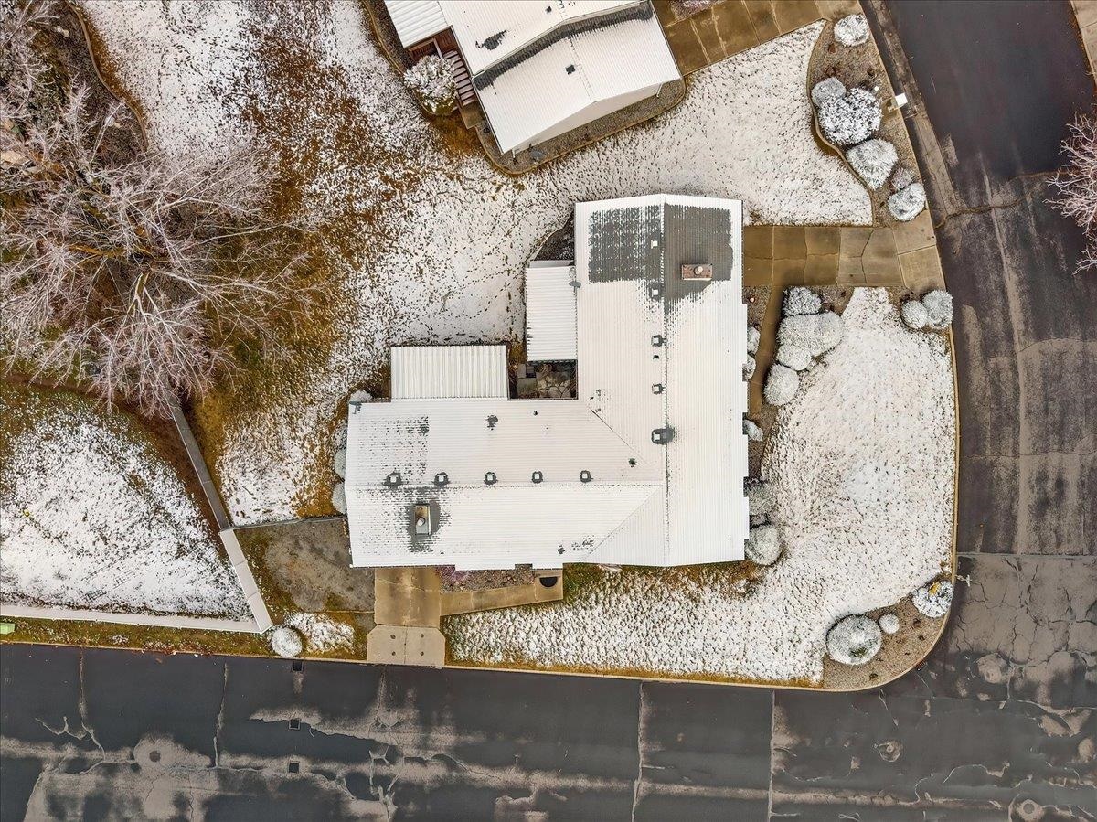 815 East Beacon Avenue Spokane, WA 99208 - Photo 6 of 42