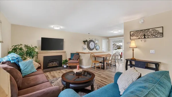 $325,000 | 815 East Beacon Avenue, Spokane, WA 99208