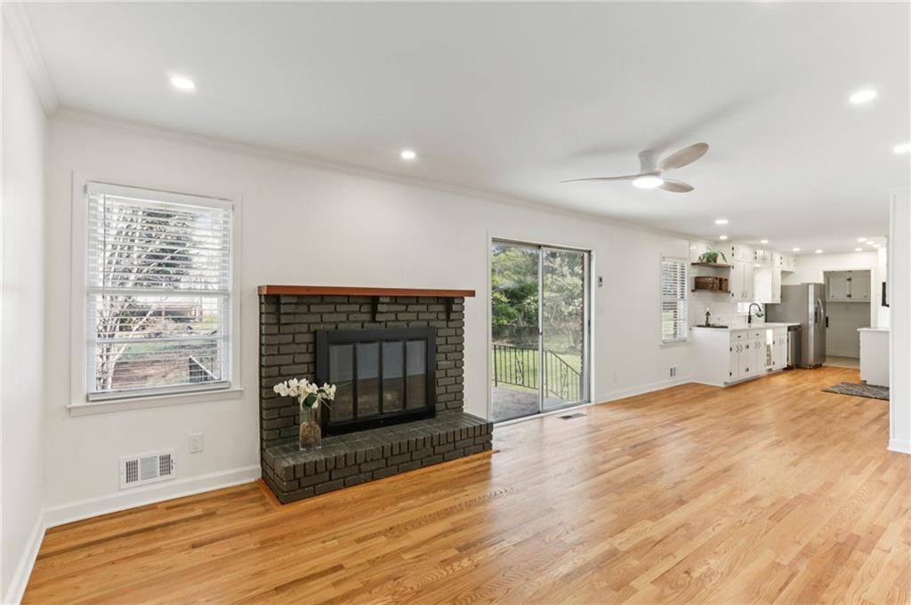 2888 Bonanza Drive Decatur, GA 30033 - Photo 7 of 35