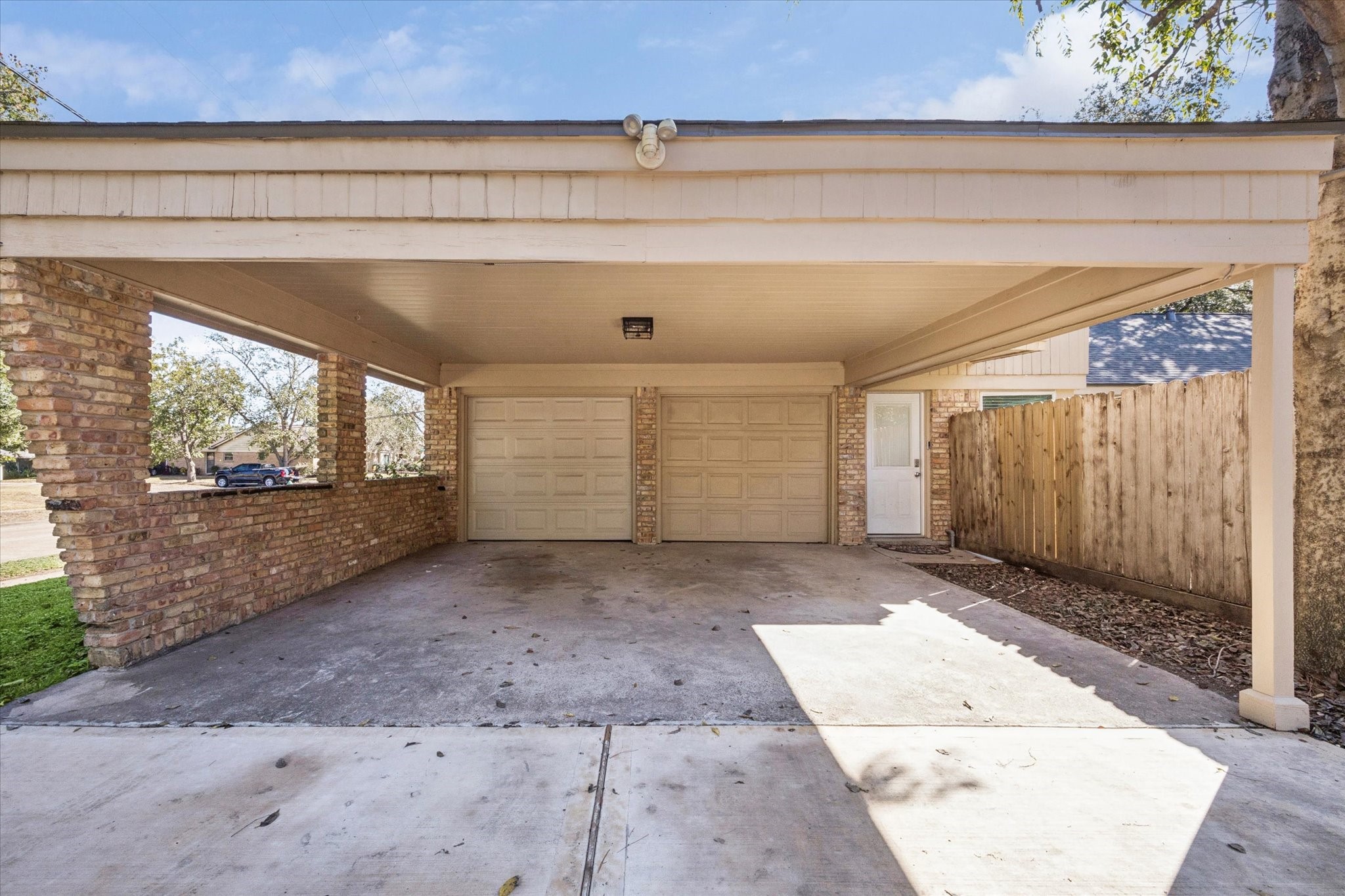 10902 Mullins Drive Houston, TX 77096 - Photo 20 of 20 a view of outdoor space and parking area