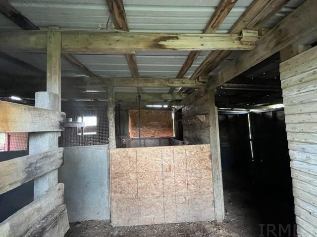 3997 South Leatherwood Road Bedford, IN 47421 - Photo 33 of 34 Gallery Image 33