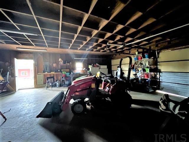 3997 South Leatherwood Road Bedford, IN 47421 - Photo 8 of 34 Gallery Image 8