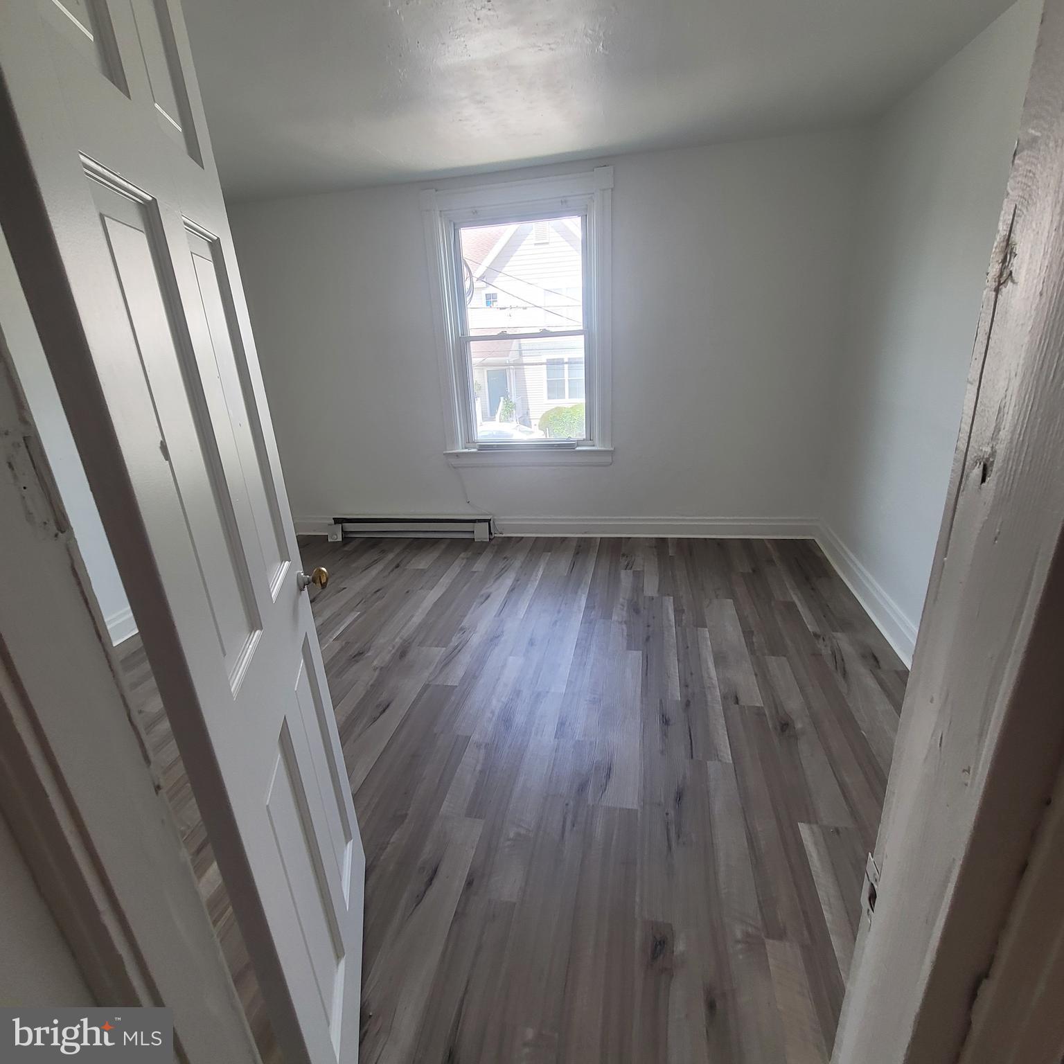 902 Merchant Street Coatesville, PA 19320 - Photo 7 of 11