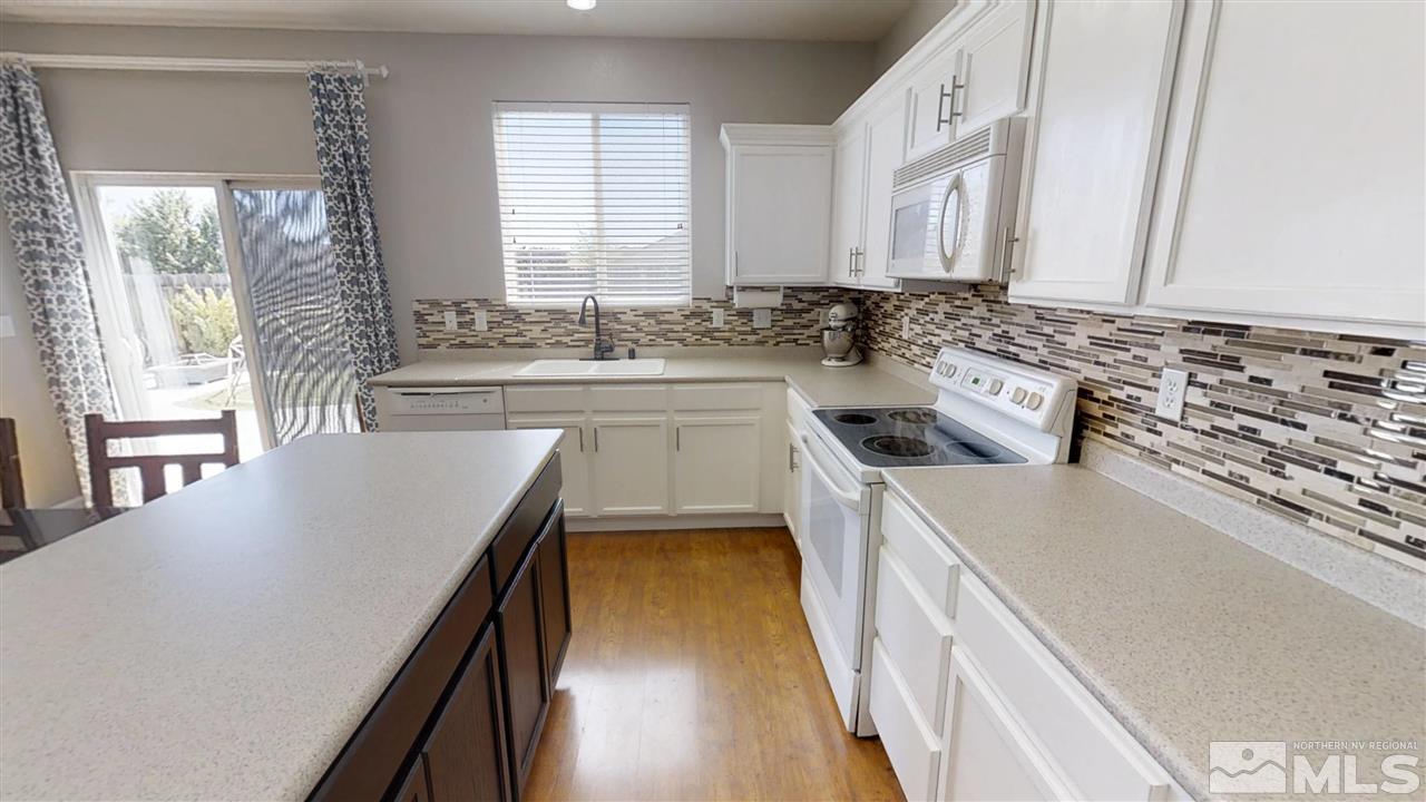 9030 Rising Sun Drive Reno, NV 89506 - Photo 5 of 25 Photo 5