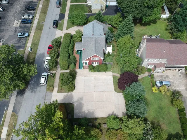 $1,400 | 590 Titus Avenue, Irondequoit, NY 14617