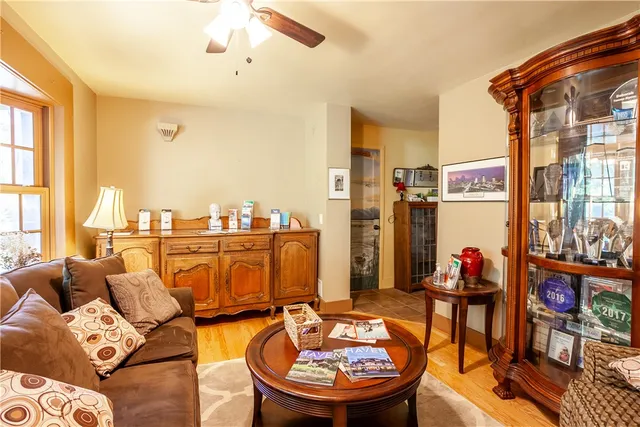 $1,400 | 590 Titus Avenue, Irondequoit, NY 14617